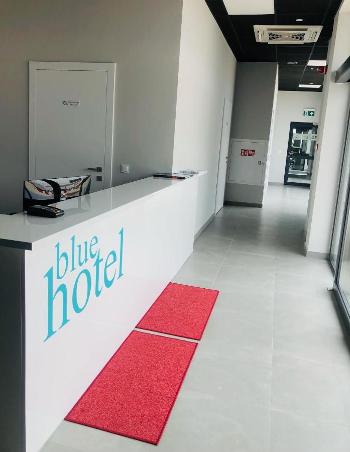 Blue Hotel Kalisz Esterno foto